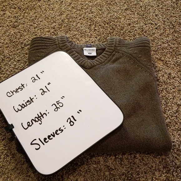 Columbia V Neck Sweater. - Picture 7 of 8